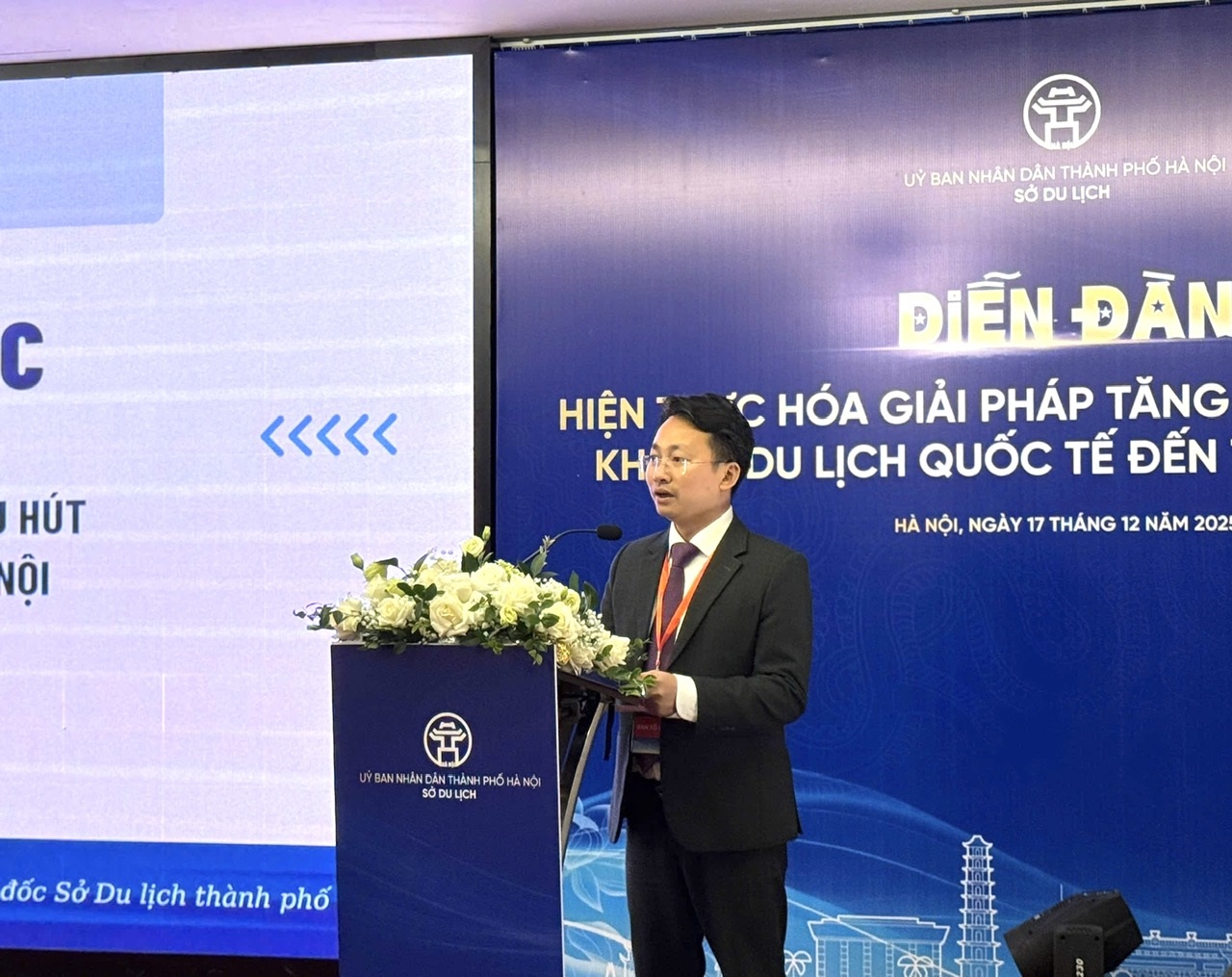 Hà Nội hiện thực hóa giải pháp thu hút khách du lịch quốc tế - Ảnh 1. Hà Nội hiện thực hóa giải pháp thu hút khách du lịch quốc tế - Ảnh 1.