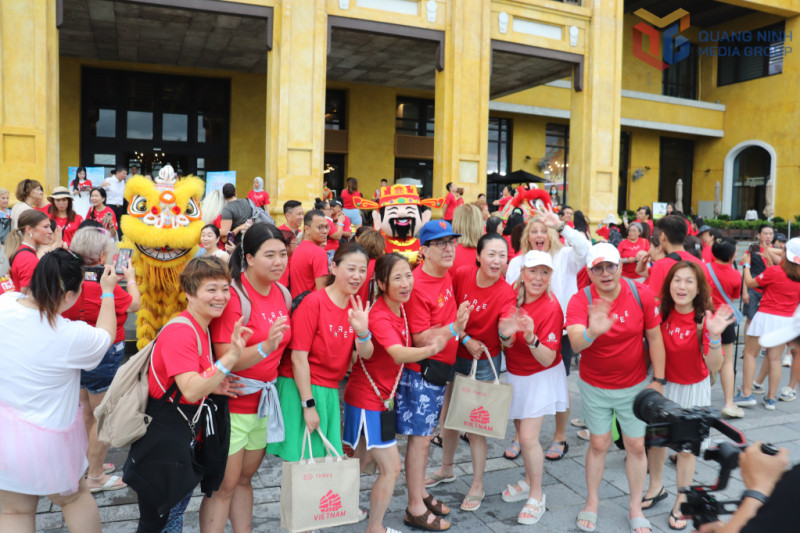 Tạo đà bứt phá cho ngành Du lịch Quảng Ninh - Ảnh 2.