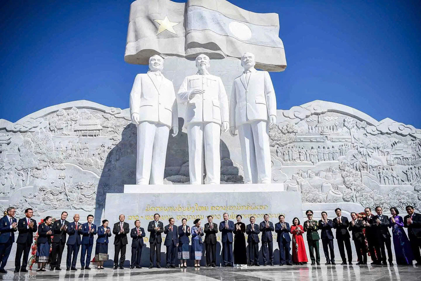 Khánh thành Công viên Hữu nghị Lào-Việt Nam: Biểu tượng mới của quan hệ đoàn kết, hữu nghị vĩ đại Việt Nam-Lào - Ảnh 2. Khánh thành Công viên Hữu nghị Lào-Việt Nam: Biểu tượng mới của quan hệ đoàn kết, hữu nghị vĩ đại Việt Nam-Lào - Ảnh 2.