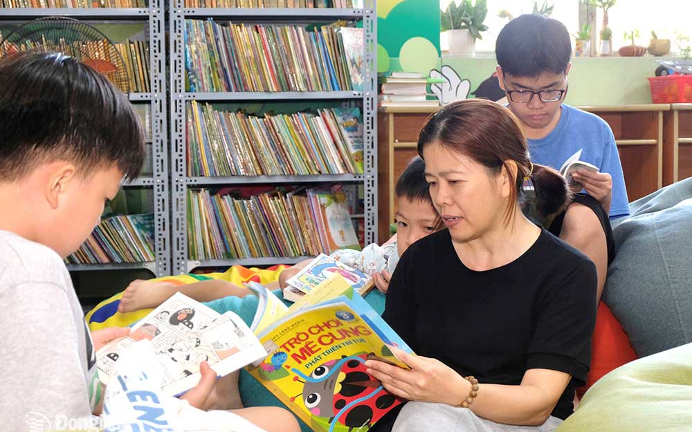 Đồng Nai đẩy mạnh công tác văn hóa cơ sở, xây dựng gia đình và phát triển văn hóa đọc