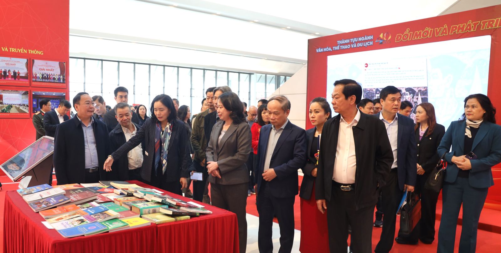 Đại hội Thi đua yêu nước toàn quốc lần thứ XI thực sự trở thành ngày hội lớn, lan tỏa tinh thần thi đua trong toàn xã hội - Ảnh 2.