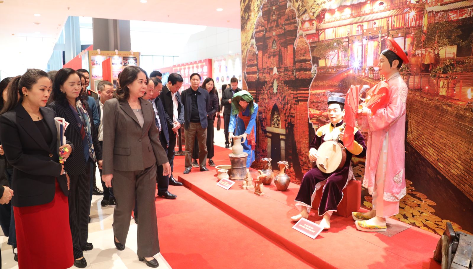 Đại hội Thi đua yêu nước toàn quốc lần thứ XI thực sự trở thành ngày hội lớn, lan tỏa tinh thần thi đua trong toàn xã hội - Ảnh 3.