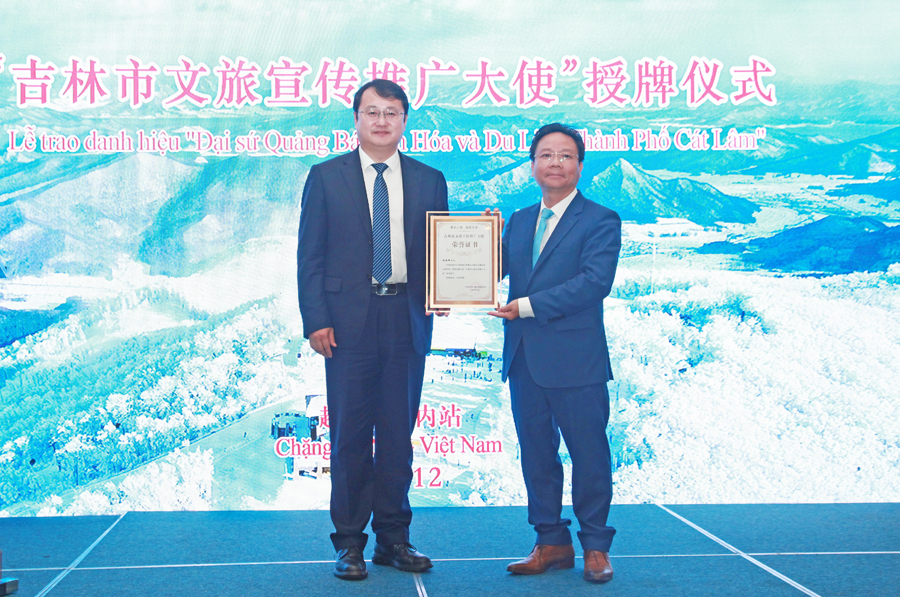 Thành phố Cát Lâm (Trung Quốc) giới thiệu sản phẩm văn hóa du lịch mùa Đông tại Hà Nội - Ảnh 6.