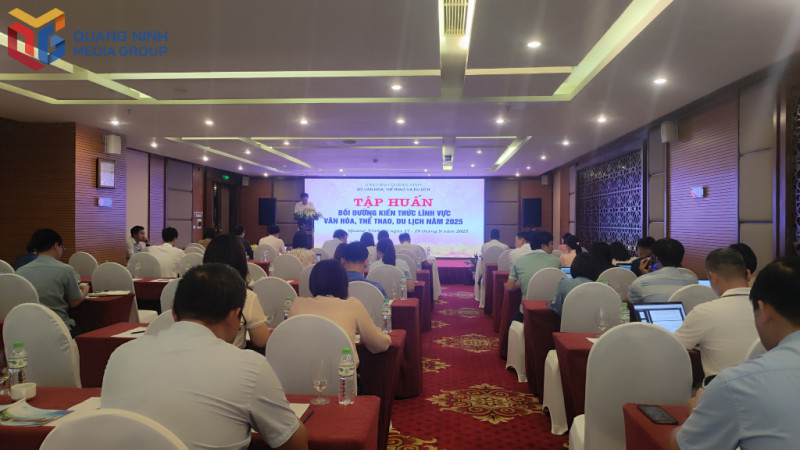 Quảng Ninh: Tăng cường phổ biến pháp luật trong hoạt động du lịch - Ảnh 1. Quảng Ninh: Tăng cường phổ biến pháp luật trong hoạt động du lịch - Ảnh 1.