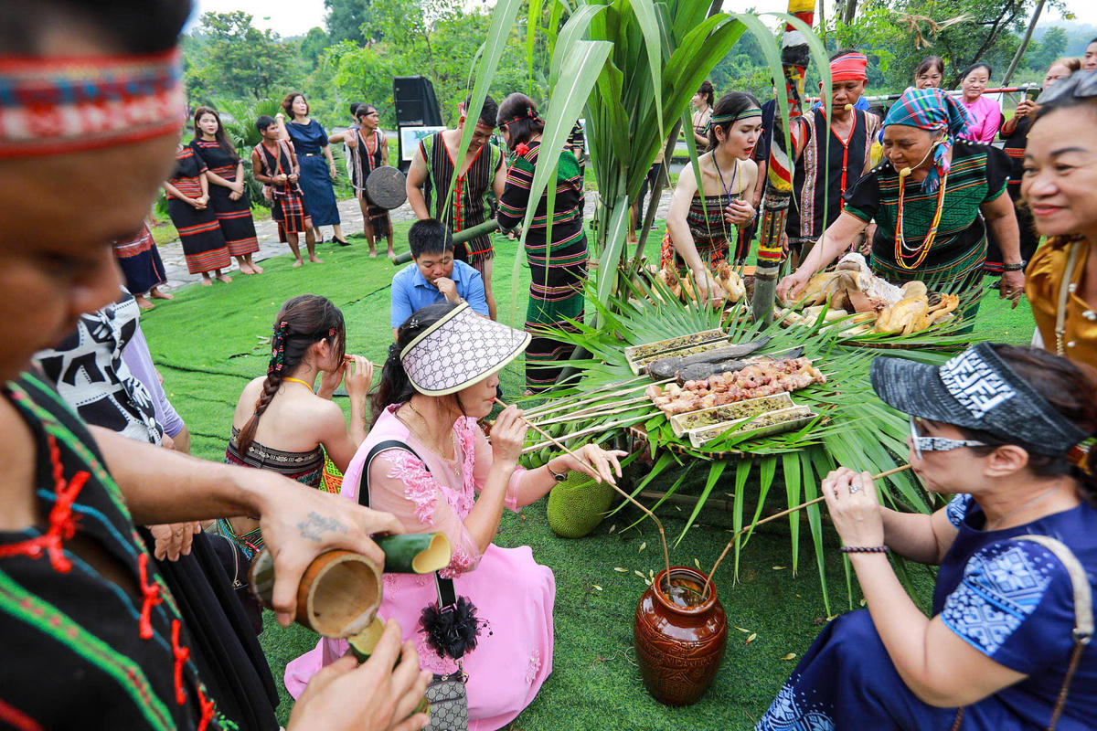 Khai thác tiềm năng từ văn hóa ẩm thực - Ảnh 1.