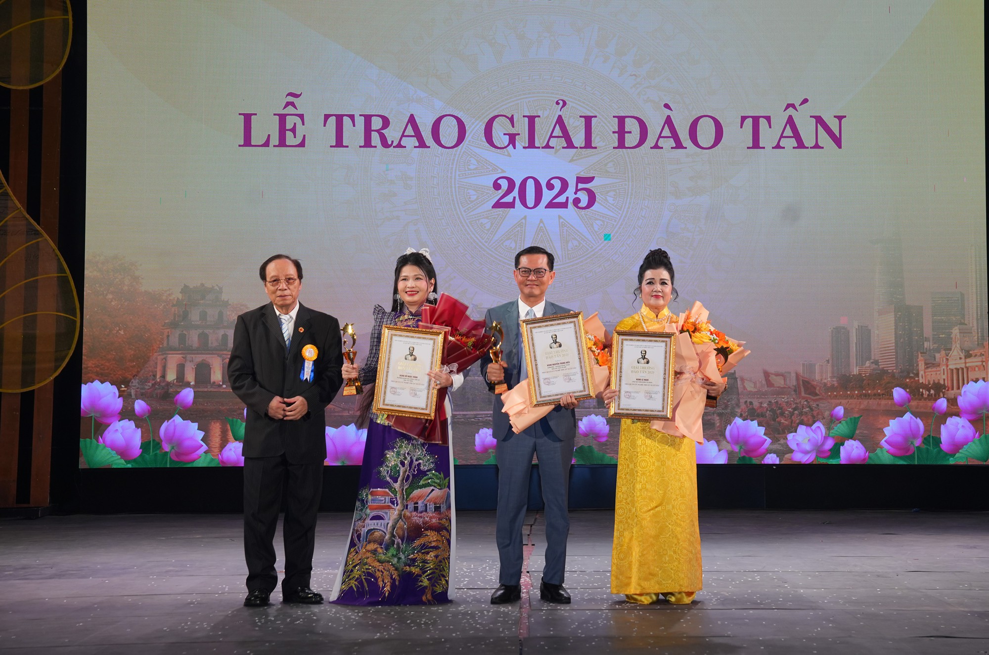 25 năm vì sự nghiệp bảo tồn và phát huy văn hóa dân tộc - Ảnh 4.