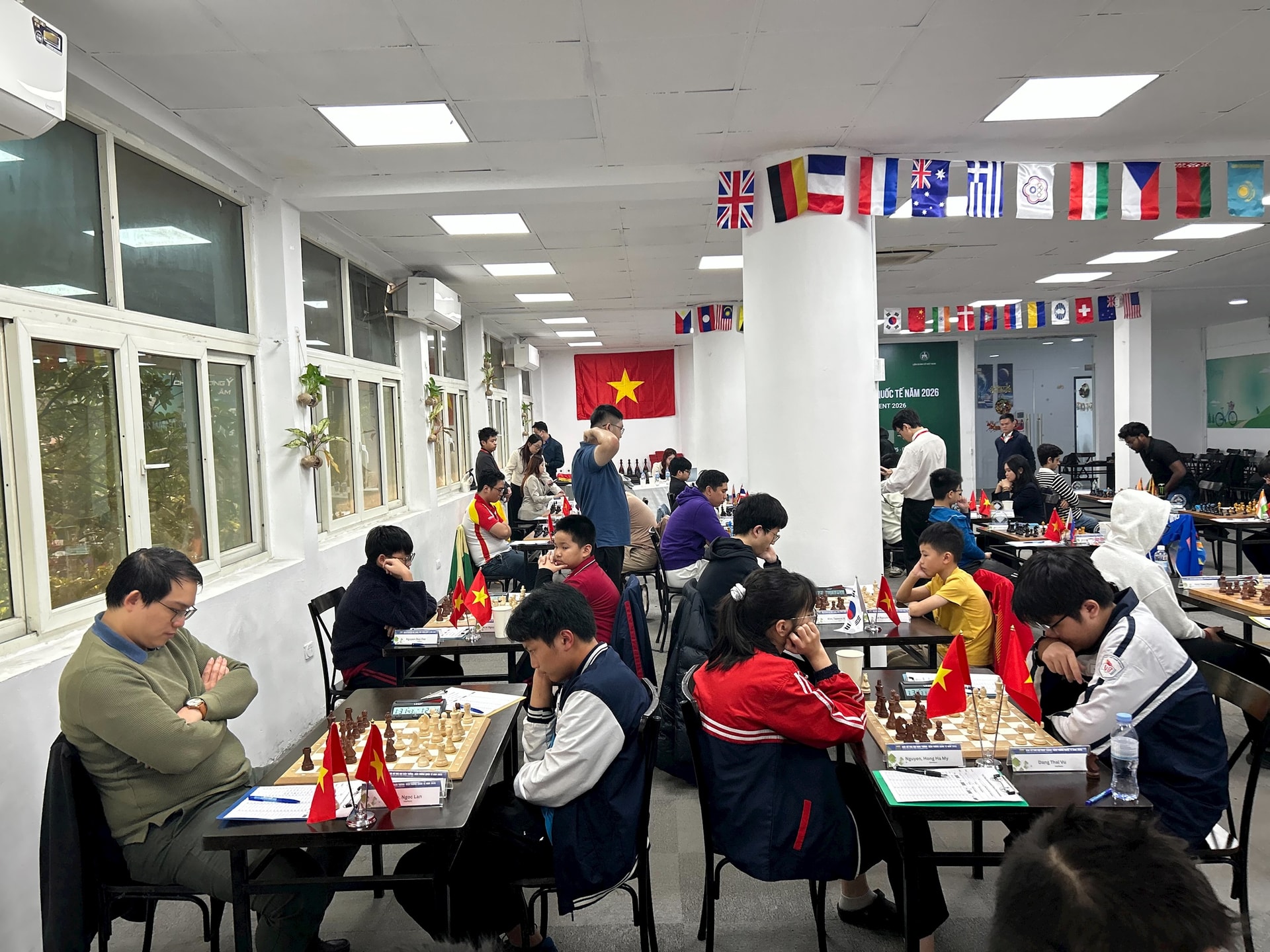Kỳ thủ từ 9 quốc gia dự giải cờ vua quốc tế Hà Nội năm 2025 - Ảnh 4.