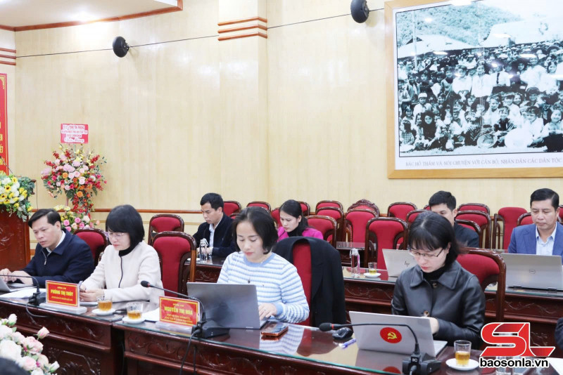 ซอนลา: ขจัดความยากลำบากในการพัฒนาการท่องเที่ยวในพื้นที่ม็อกจาวและวันโฮ - ภาพที่ 3 Sơn La: Tháo gỡ khó khăn trong phát triển du lịch khu vực Mộc Châu, Vân Hồ - Ảnh 3.