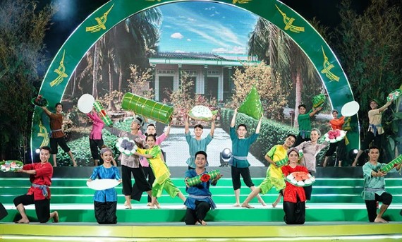 Cần Thơ: Tập trung thực hiện đồng bộ các giải pháp phát triển văn hóa - Ảnh 1.