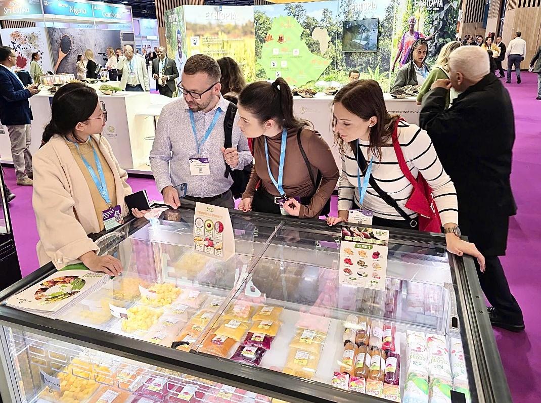 AIG khẳng định vị thế nguyên liệu Việt tại Fi Europe 2025 - Ảnh 3.