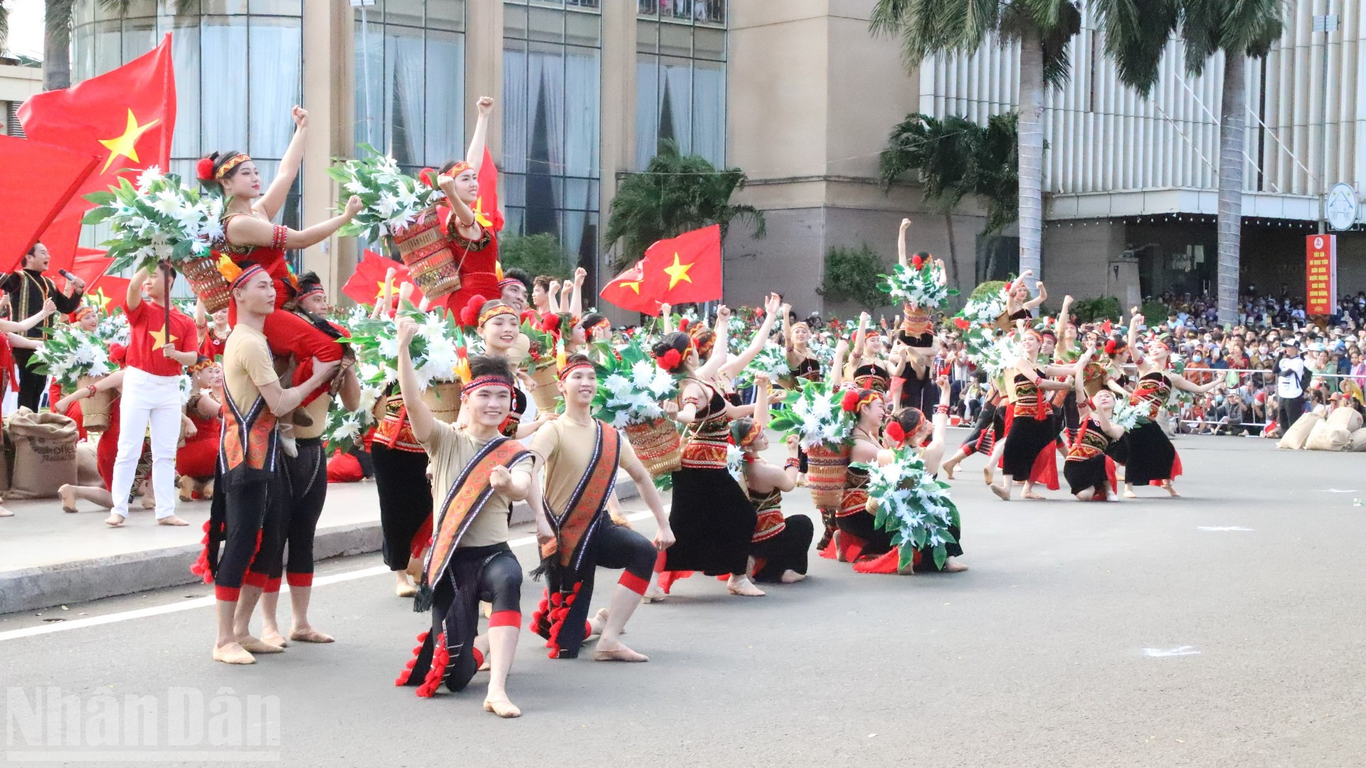 Đắk Lắk phát triển du lịch cộng đồng gắn với nâng cao đời sống đồng bào dân tộc thiểu số - Ảnh 1.