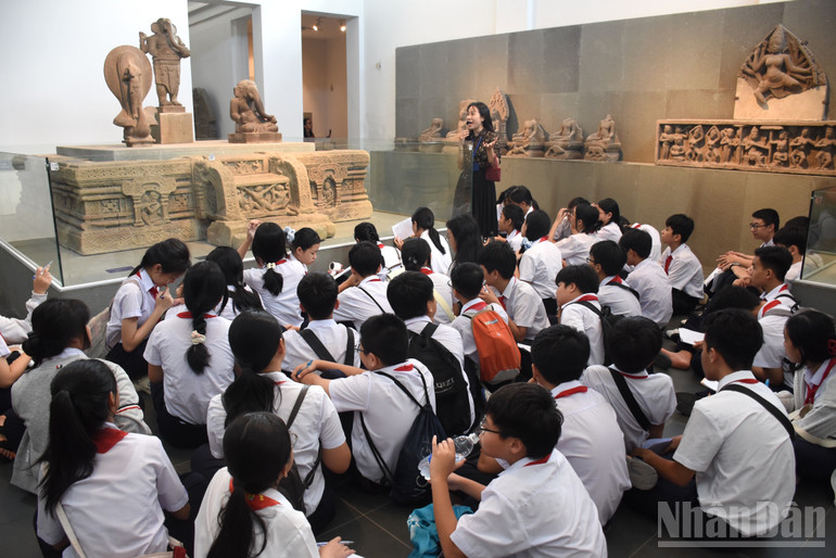 Đà Nẵng: Phát huy giá trị bảo vật quốc gia - Ảnh 2. Đà Nẵng: Phát huy giá trị bảo vật quốc gia - Ảnh 2.