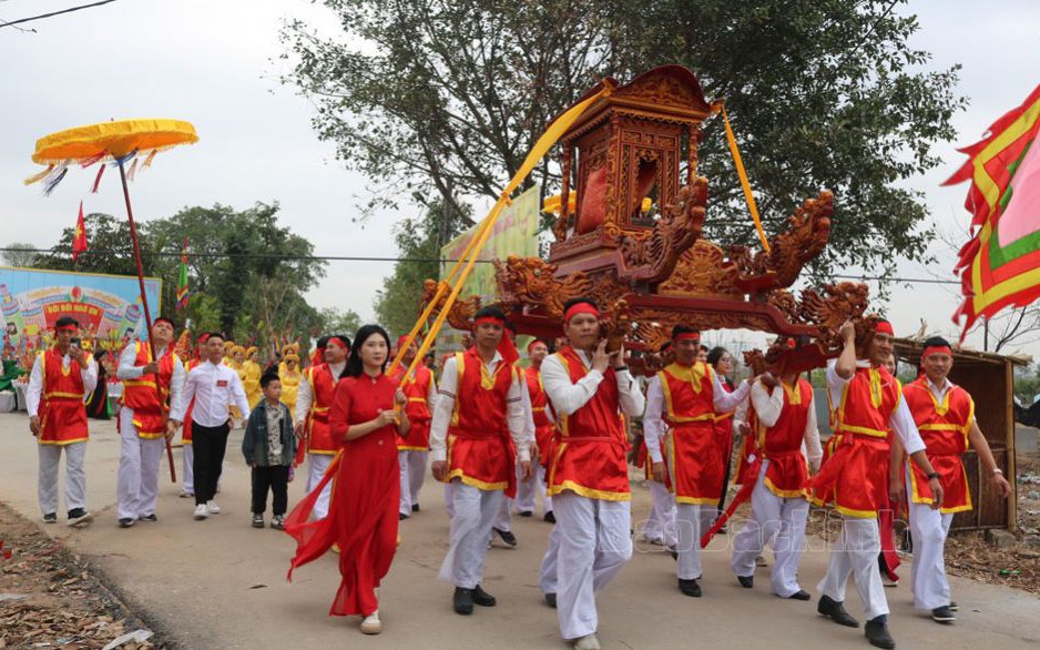 Bản sắc văn hóa làng xã Bắc Ninh qua lễ hội truyền thống