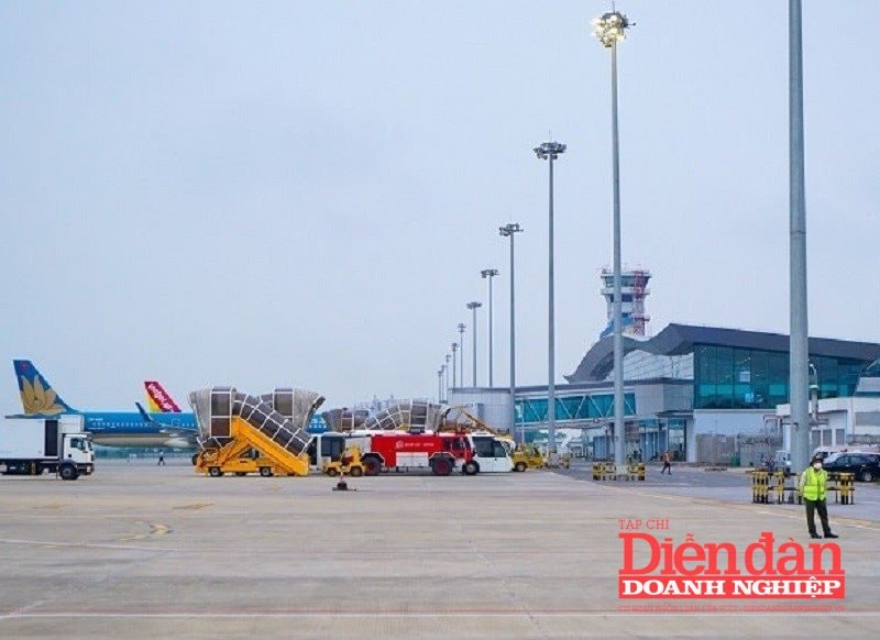 Hải Phòng: Hàng không tiếp đà cho du lịch cất cánh - Ảnh 2. Hải Phòng: Hàng không tiếp đà cho du lịch cất cánh - Ảnh 2.