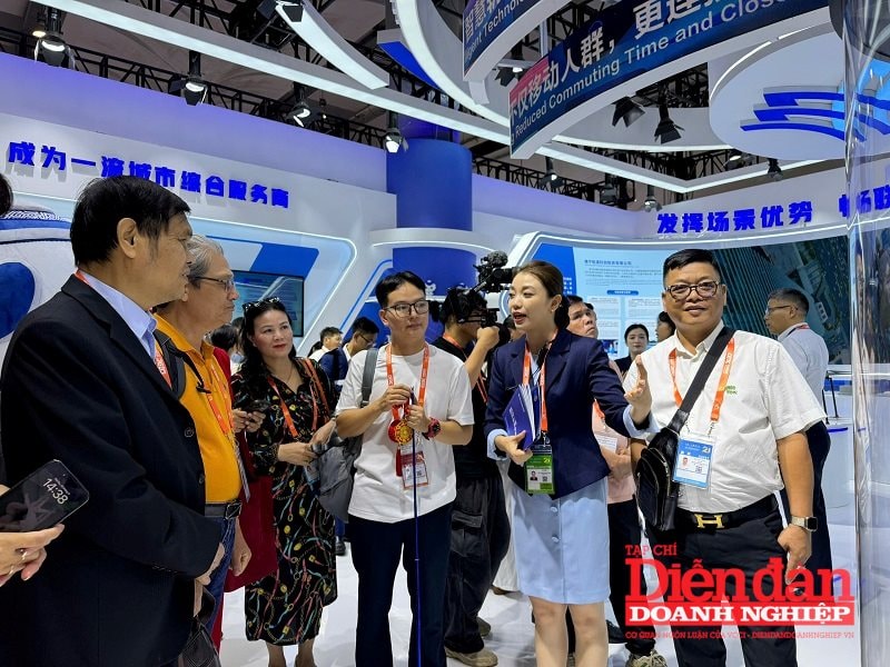 Hải Phòng: Hàng không tiếp đà cho du lịch cất cánh - Ảnh 3. Hải Phòng: Hàng không tiếp đà cho du lịch cất cánh - Ảnh 3.