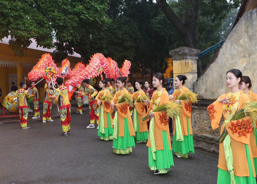 Chủ tịch nước Lương Cường dâng hương - khai xuân Ất Tỵ tại Hoàng thành Thăng Long  - Ảnh 6.