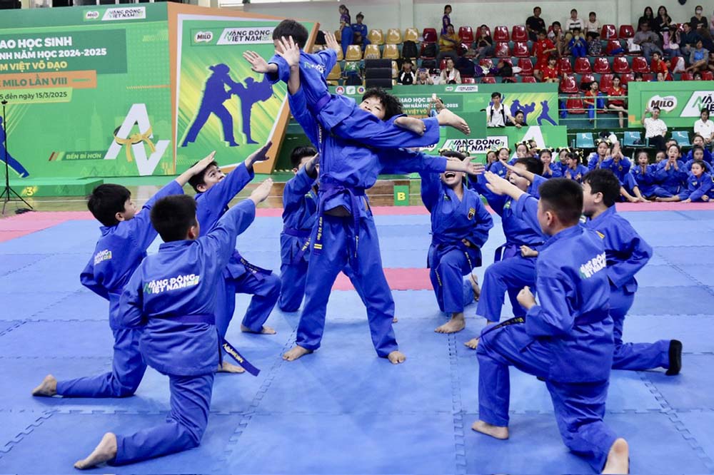 Sôi nổi Giải thể thao học sinh TP Hồ Chí Minh 2025 môn Vovinam - Ảnh 4.