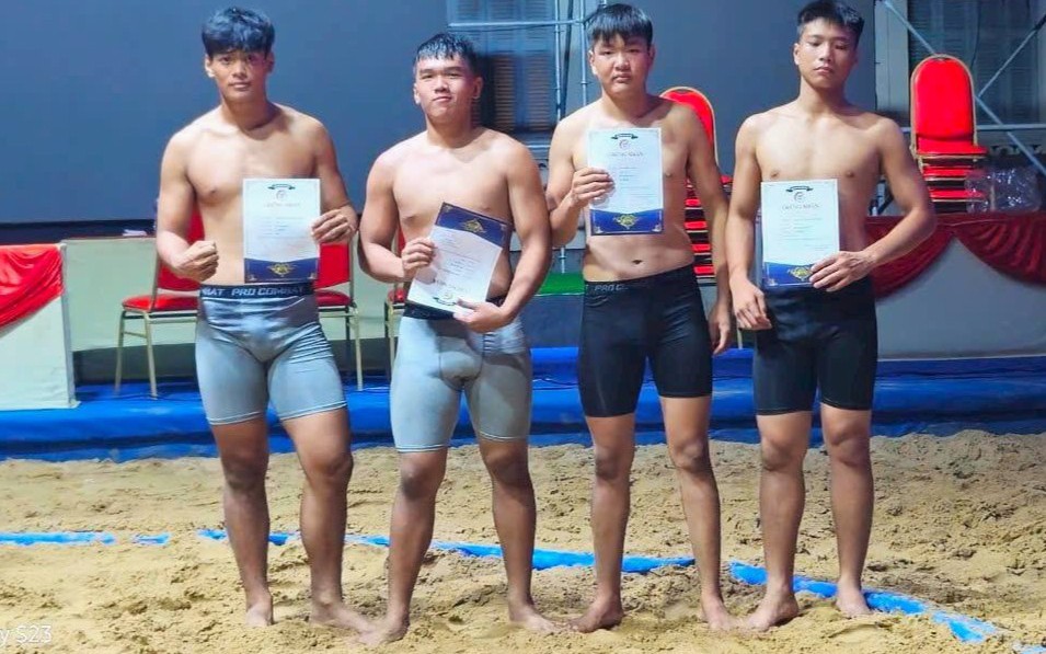 Long An giành 4 Huy chương tại giải Vật bãi biển Vô địch trẻ quốc gia