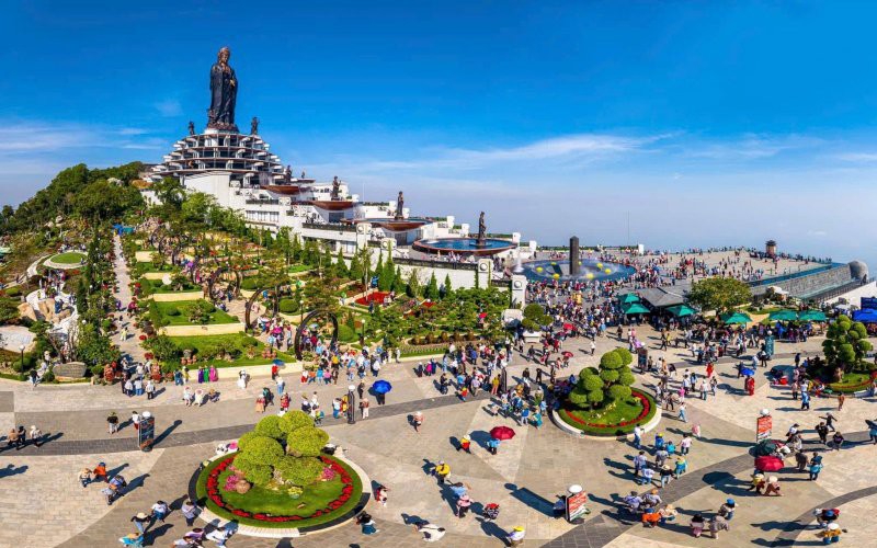 Tây Ninh đón khoảng 2,46 triệu lượt khách trong quý I/2025