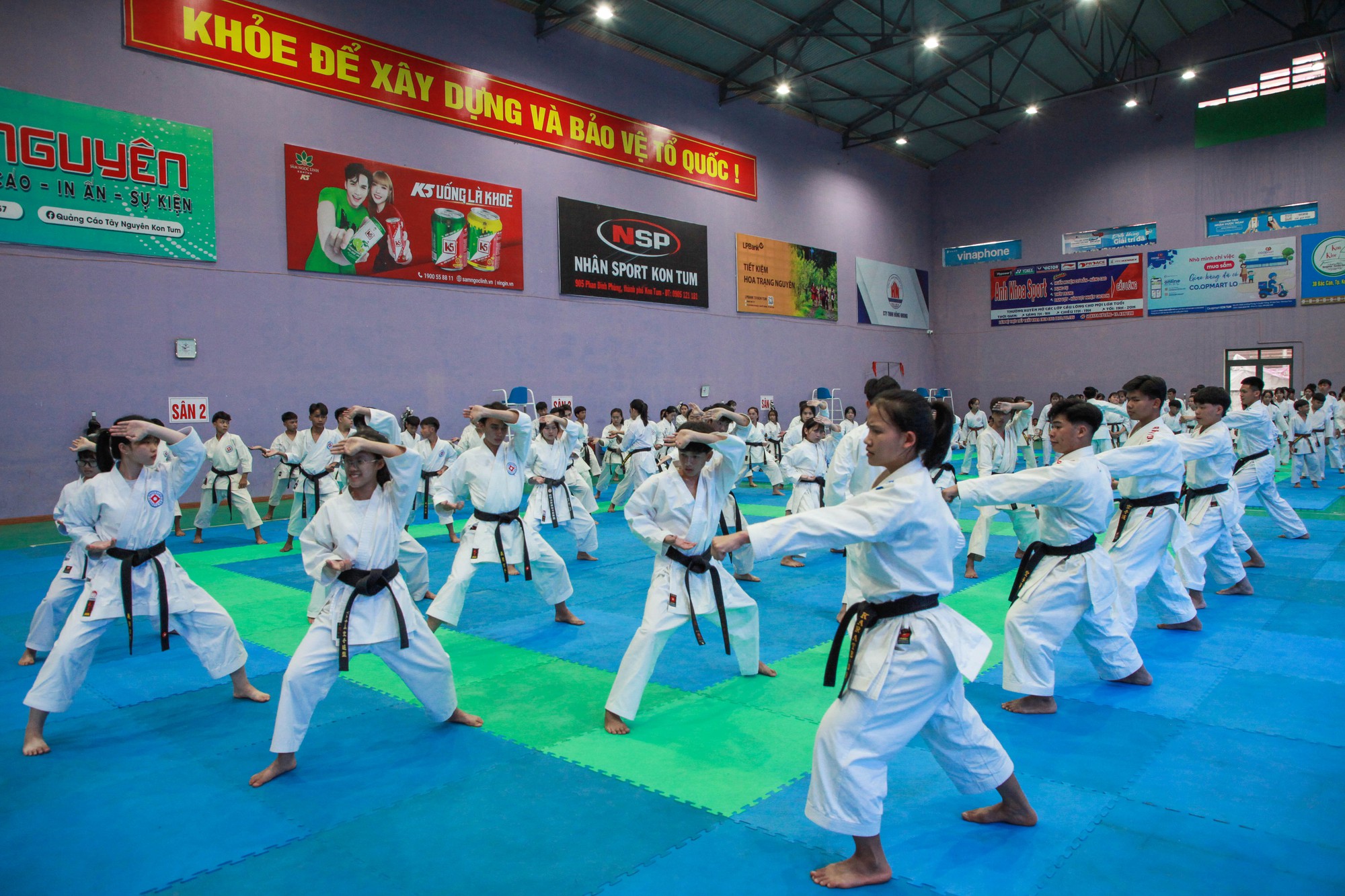 Kon Tum: Đăng cai tổ chức thi thăng đẳng quốc gia môn Karate năm 2025 - Ảnh 2.