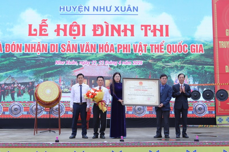 Thanh Hoá: Đón Bằng công nhận Lễ hội Đình Thi là Di sản văn hóa phi vật thể quốc gia - Ảnh 1.