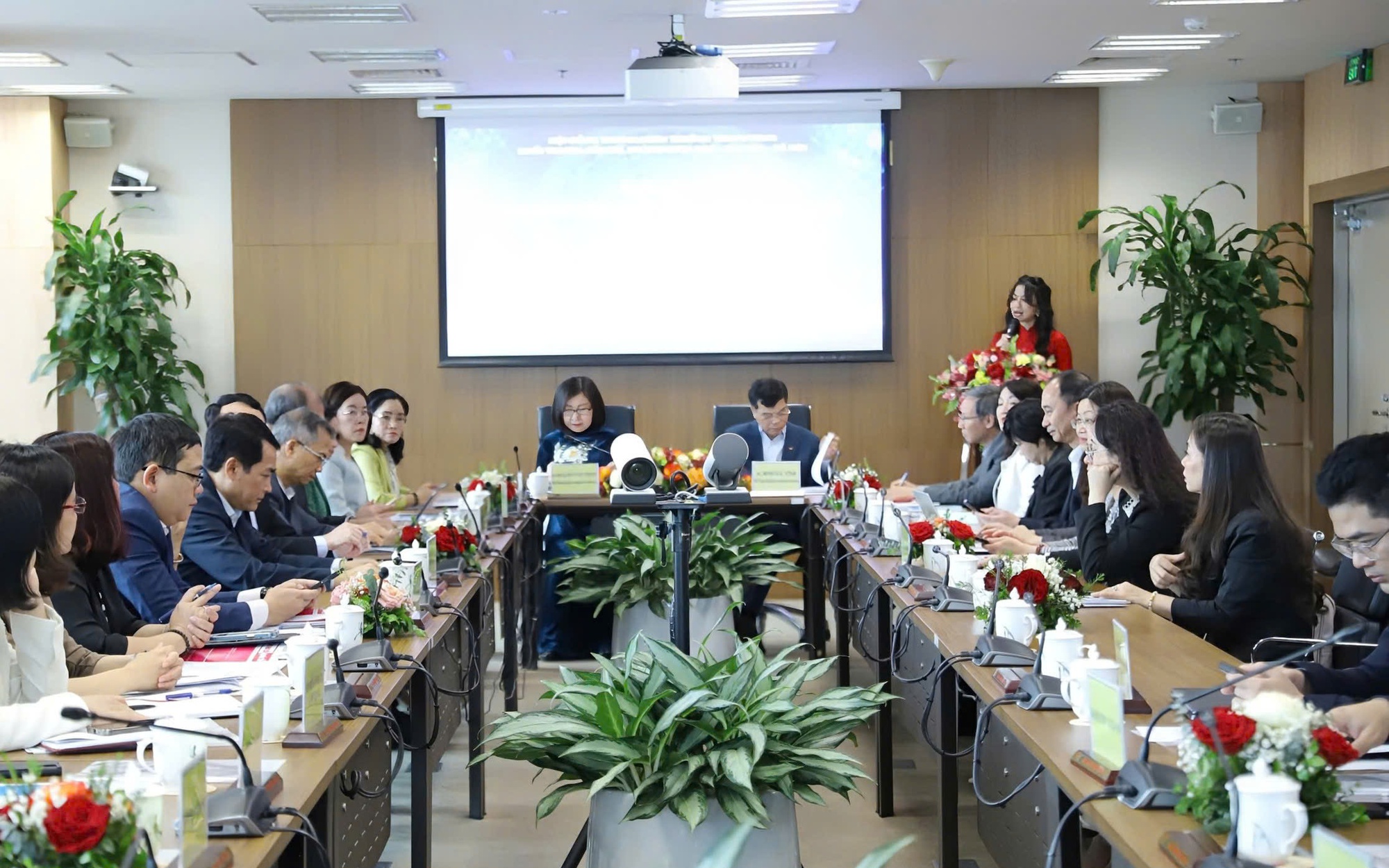 Tổng kết công tác thi đua, khen thưởng năm 2024 Khối thi đua các bộ, ngành Khoa học - Văn hóa - Xã hội