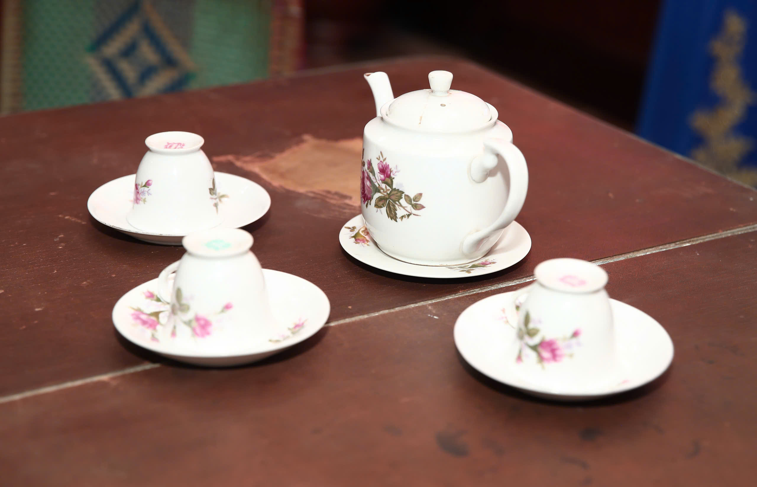 President Ho Chi Minh Relic Site at the Presidential Palace receives special artifacts about President Ho Chi Minh - Photo 5. Khu Di tích Chủ tịch Hồ Chí Minh tại Phủ Chủ tịch tiếp nhận hiện vật đặc biệt về Chủ tịch Hồ Chí Minh - Ảnh 5.