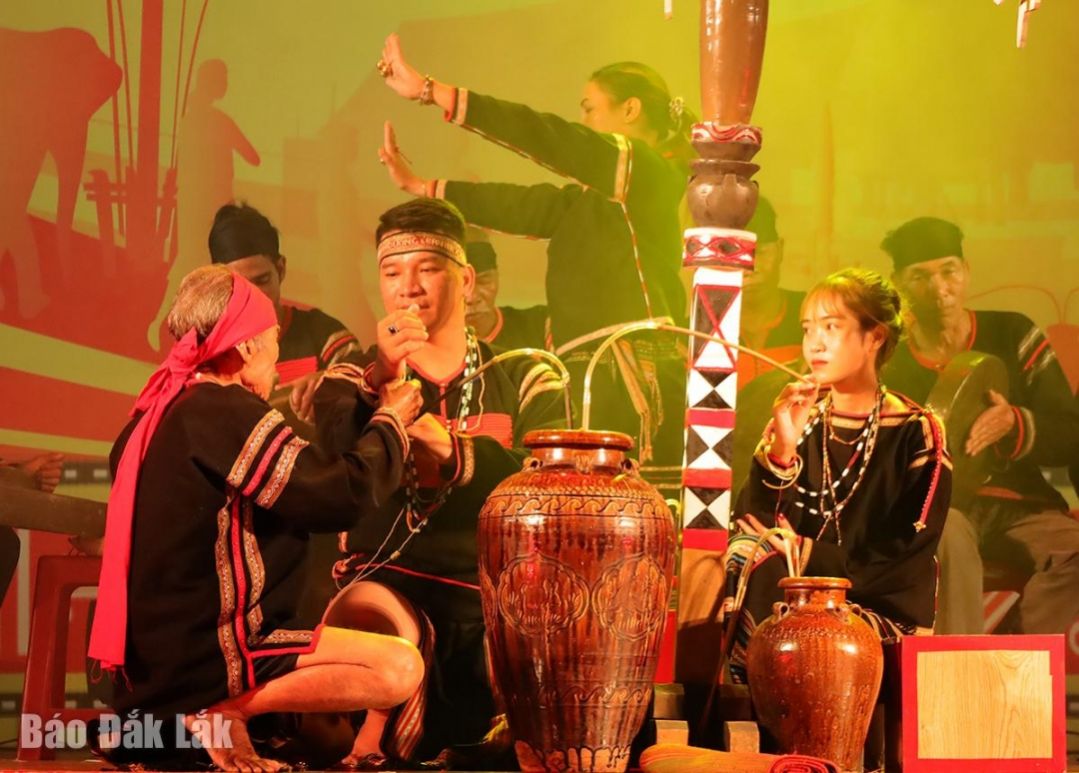 Đắk Lắk: Tiếp nối mạch nguồn di sản văn hóa - Ảnh 2. Đắk Lắk: Tiếp nối mạch nguồn di sản văn hóa - Ảnh 2.