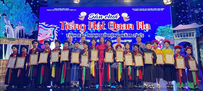 Bắc Ninh: Vun đắp tình yêu Quan họ với thiếu niên, nhi đồng - Ảnh 2. Bắc Ninh: Vun đắp tình yêu Quan họ với thiếu niên, nhi đồng - Ảnh 2.