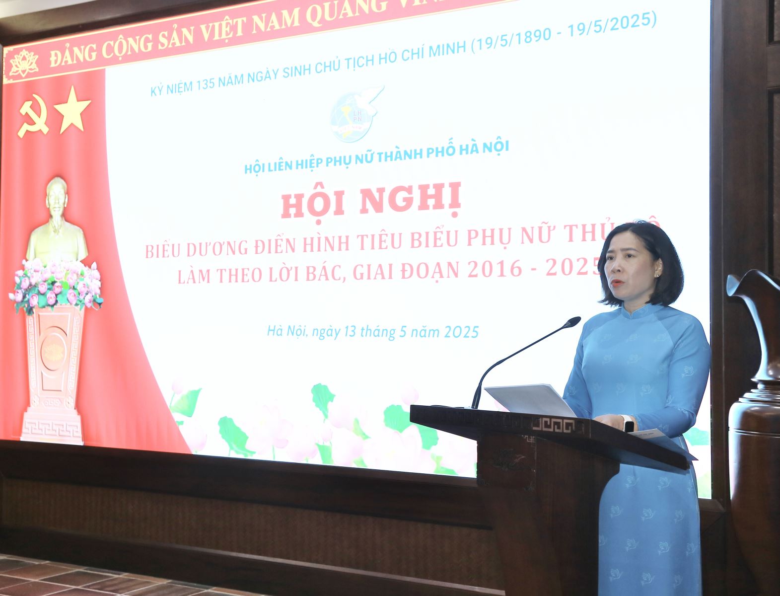 Tôn vinh phụ nữ Thủ đô điển hình tiêu biểu làm theo lời Bác giai đoạn 2016-2025 - Ảnh 1. Tôn vinh phụ nữ Thủ đô điển hình tiêu biểu làm theo lời Bác giai đoạn 2016-2025 - Ảnh 1.
