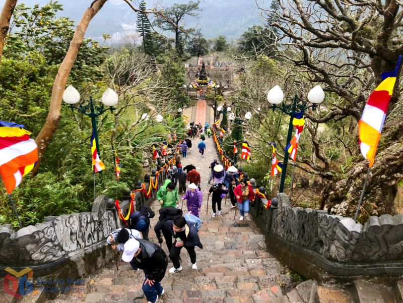 Du lịch Quảng Ninh: Kết nối chiều sâu văn hóa với trải nghiệm hiện đại - Ảnh 1. Du lịch Quảng Ninh: Kết nối chiều sâu văn hóa với trải nghiệm hiện đại - Ảnh 1.