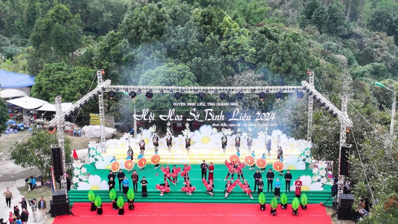 Du lịch Quảng Ninh: Kết nối chiều sâu văn hóa với trải nghiệm hiện đại - Ảnh 2. Du lịch Quảng Ninh: Kết nối chiều sâu văn hóa với trải nghiệm hiện đại - Ảnh 2.