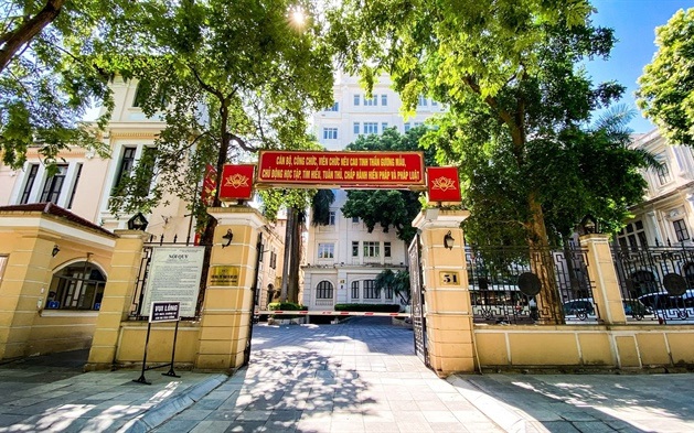 Xây dựng Thông tư sửa đổi, bổ sung một số điều của các Thông tư của Bộ trưởng Bộ VHTTDL quy định mã số, tiêu chuẩn chức danh nghề nghiệp