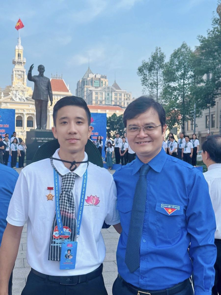 Thanh niên Việt Nam rèn tâm trong, luyện trí sáng, xây lực cường noi gương Bác Hồ - Ảnh 7. Thanh niên Việt Nam rèn tâm trong, luyện trí sáng, xây lực cường noi gương Bác Hồ - Ảnh 7.