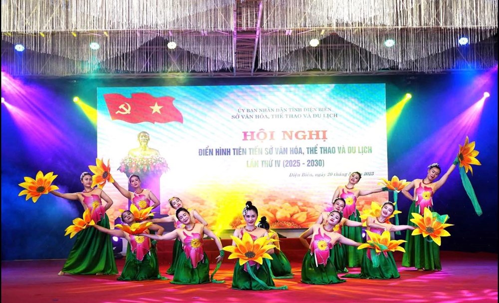 Điện Biên: Biểu dương 56 tập thể, cá nhân điển hình tiên tiến ngành VHTTDL - Ảnh 1. Điện Biên: Biểu dương 56 tập thể, cá nhân điển hình tiên tiến ngành VHTTDL - Ảnh 1.