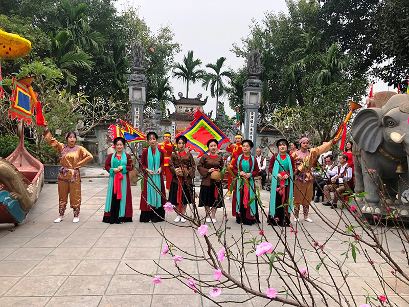 Hà Nội: Giữ lửa cho Hội hát chèo tàu Tổng Gối - Ảnh 1. Hà Nội: Giữ lửa cho Hội hát chèo tàu Tổng Gối - Ảnh 1.
