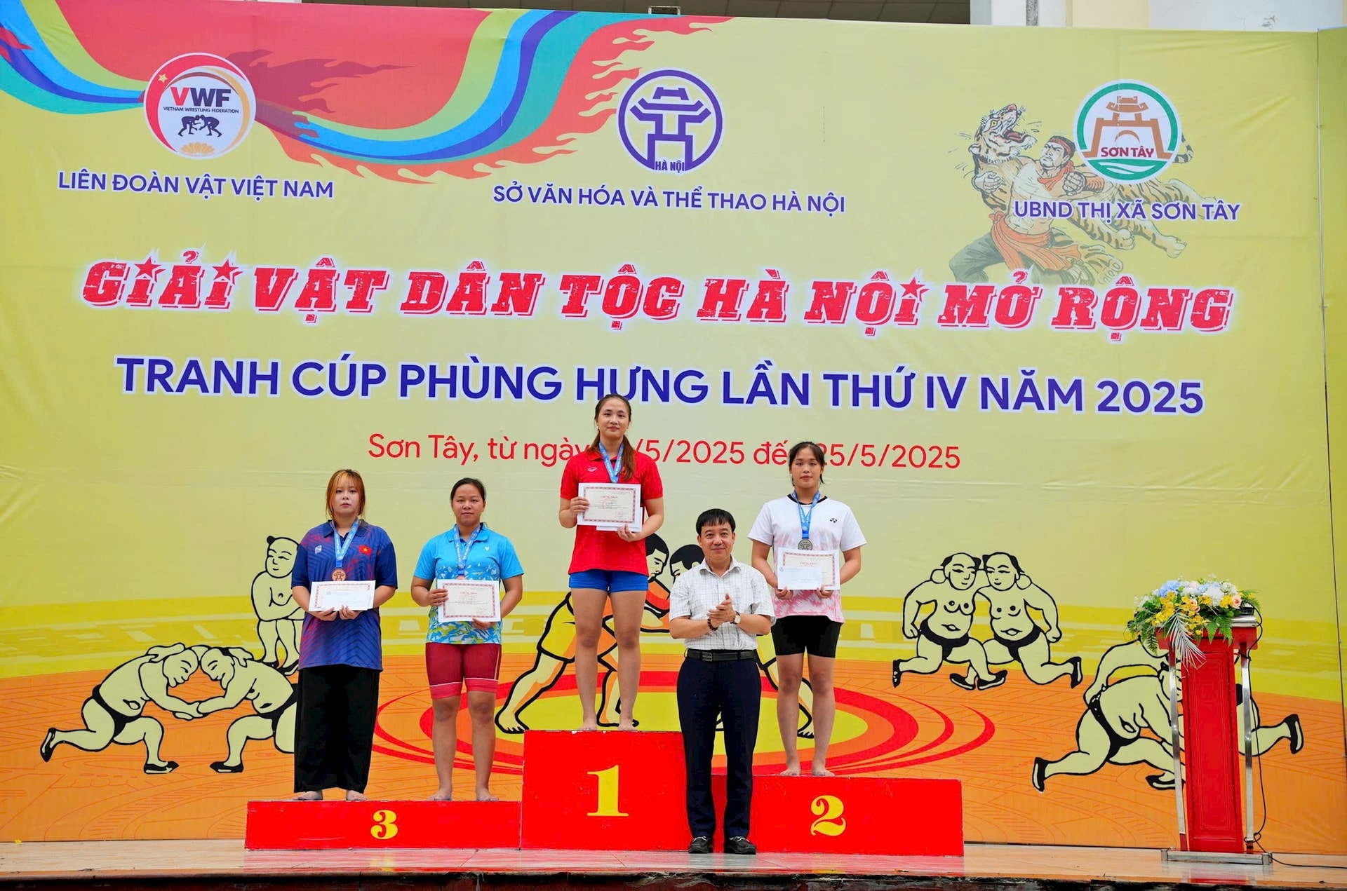 Hà Nội giành giải Nhất toàn đoàn và Cup vô địch giải Vật dân tộc - Ảnh 10. Hà Nội giành giải Nhất toàn đoàn và Cup vô địch giải Vật dân tộc - Ảnh 10.