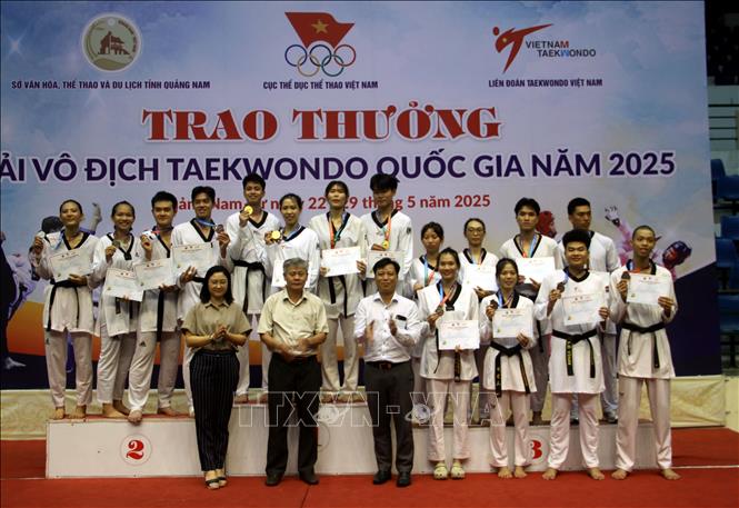 Giải vô địch Taekwondo quốc gia năm 2025: Thành phố Hồ Chí Minh giành giải Nhất toàn đoàn - Ảnh 2. Giải vô địch Taekwondo quốc gia năm 2025: Thành phố Hồ Chí Minh giành giải Nhất toàn đoàn - Ảnh 2.