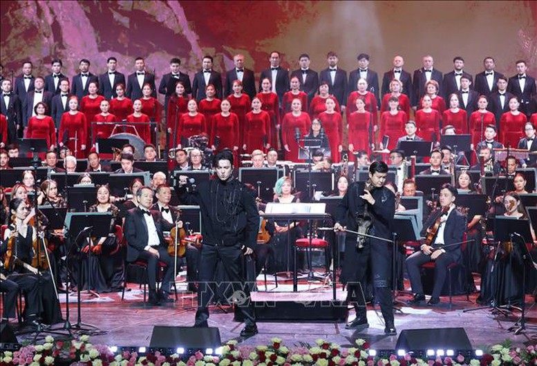 Tổng Bí thư Tô Lâm dự chương trình hòa nhạc hữu nghị Việt Nam - Kazakhstan - Ảnh 3. Tổng Bí thư Tô Lâm dự chương trình hòa nhạc hữu nghị Việt Nam - Kazakhstan - Ảnh 3.
