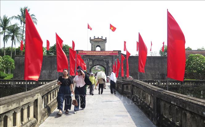 Quảng Trị: Phát triển du lịch bền vững từ 'Ký ức chiến tranh - Khát vọng hòa bình' - Ảnh 4. Quảng Trị: Phát triển du lịch bền vững từ 'Ký ức chiến tranh - Khát vọng hòa bình' - Ảnh 4.