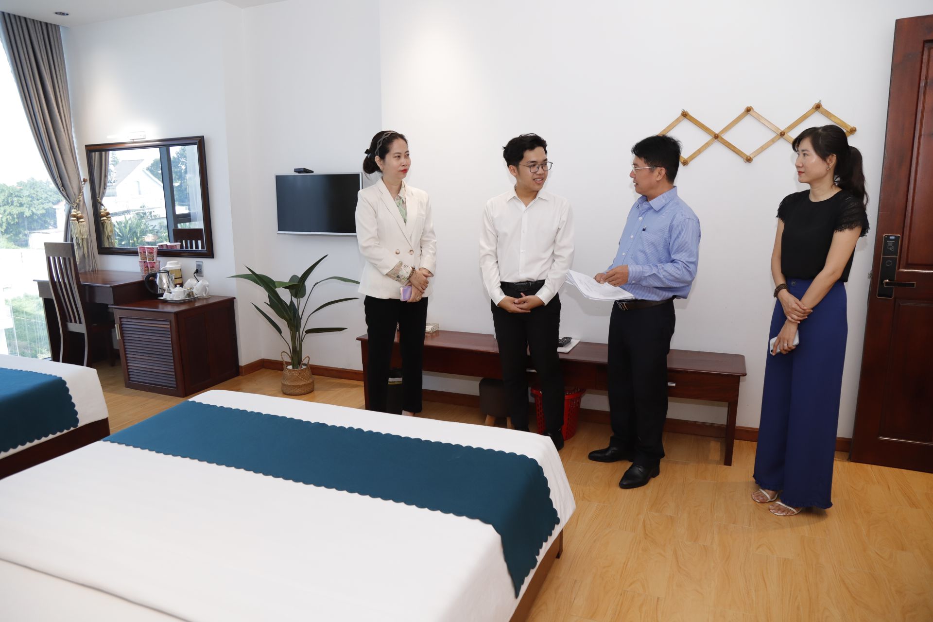 Tây Ninh: Nâng cao ý thức, trách nhiệm - Chìa khóa xây dựng hình ảnh du lịch bền vững - Ảnh 1. Tây Ninh: Nâng cao ý thức, trách nhiệm - Chìa khóa xây dựng hình ảnh du lịch bền vững - Ảnh 1.
