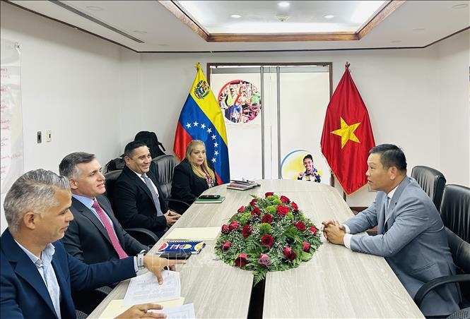 Venezuela sẽ trở thành quốc gia đầu tiên tại Mỹ Latinh có võ đường Vovinam - Ảnh 1. Venezuela sẽ trở thành quốc gia đầu tiên tại Mỹ Latinh có võ đường Vovinam - Ảnh 1.