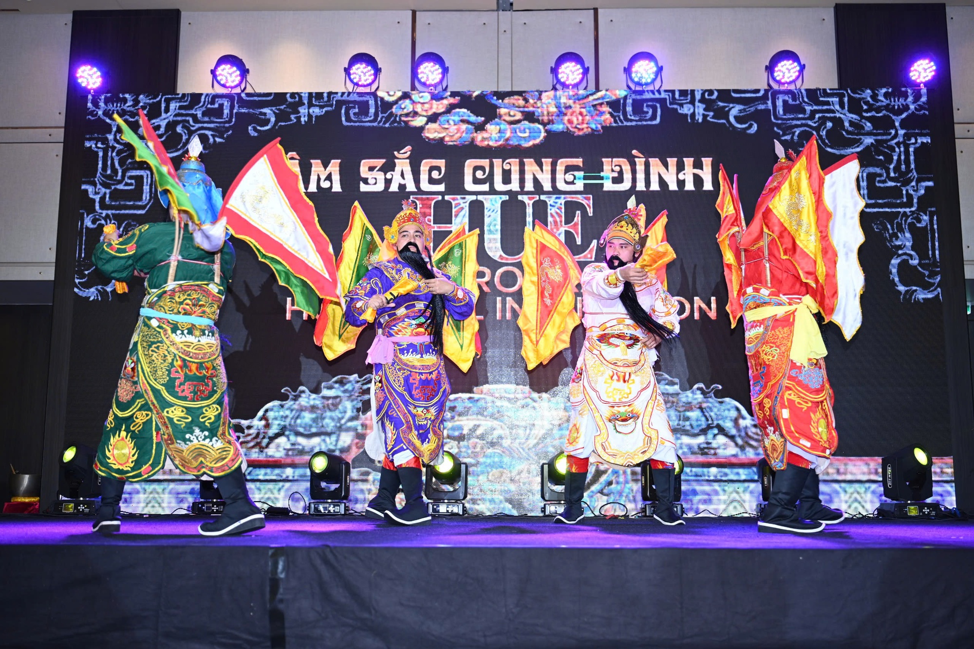 Quảng bá du lịch Việt Nam tại Thụy Sĩ - Ảnh 7. Quảng bá du lịch Việt Nam tại Thụy Sĩ - Ảnh 7.