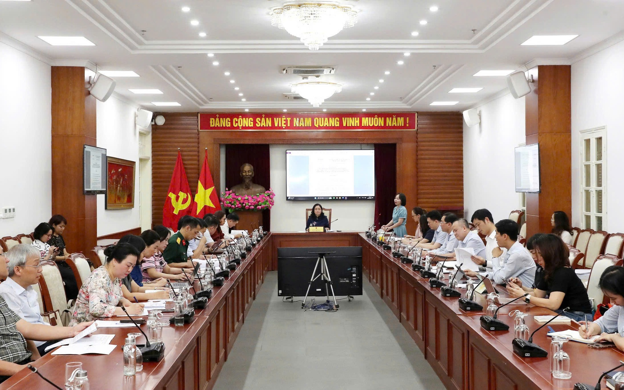 Khẩn trương hoàn thiện hồ sơ Báo cáo nghiên cứu khả thi Chương trình mục tiêu quốc gia về phát triển văn hóa giai đoạn 2025-2035