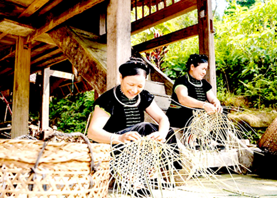 “Hiệu quả kép” thúc đẩy mũi nhọn du lịch Hà Giang - Ảnh 1. “Hiệu quả kép” thúc đẩy mũi nhọn du lịch Hà Giang - Ảnh 1.