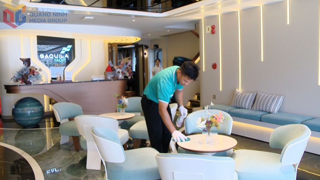 Quảng Ninh: Đảm bảo môi trường an toàn cho khách du lịch - Ảnh 2. Quảng Ninh: Đảm bảo môi trường an toàn cho khách du lịch - Ảnh 2.