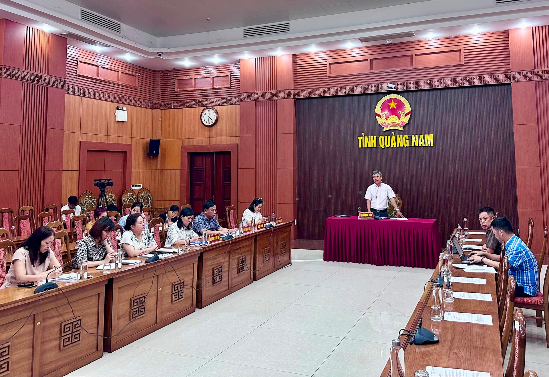 Quảng Nam, Kon Tum cùng họp bàn tổ chức Lễ hội quốc tế sâm Việt Nam năm 2025 - Ảnh 1. Quảng Nam, Kon Tum cùng họp bàn tổ chức Lễ hội quốc tế sâm Việt Nam năm 2025 - Ảnh 1.