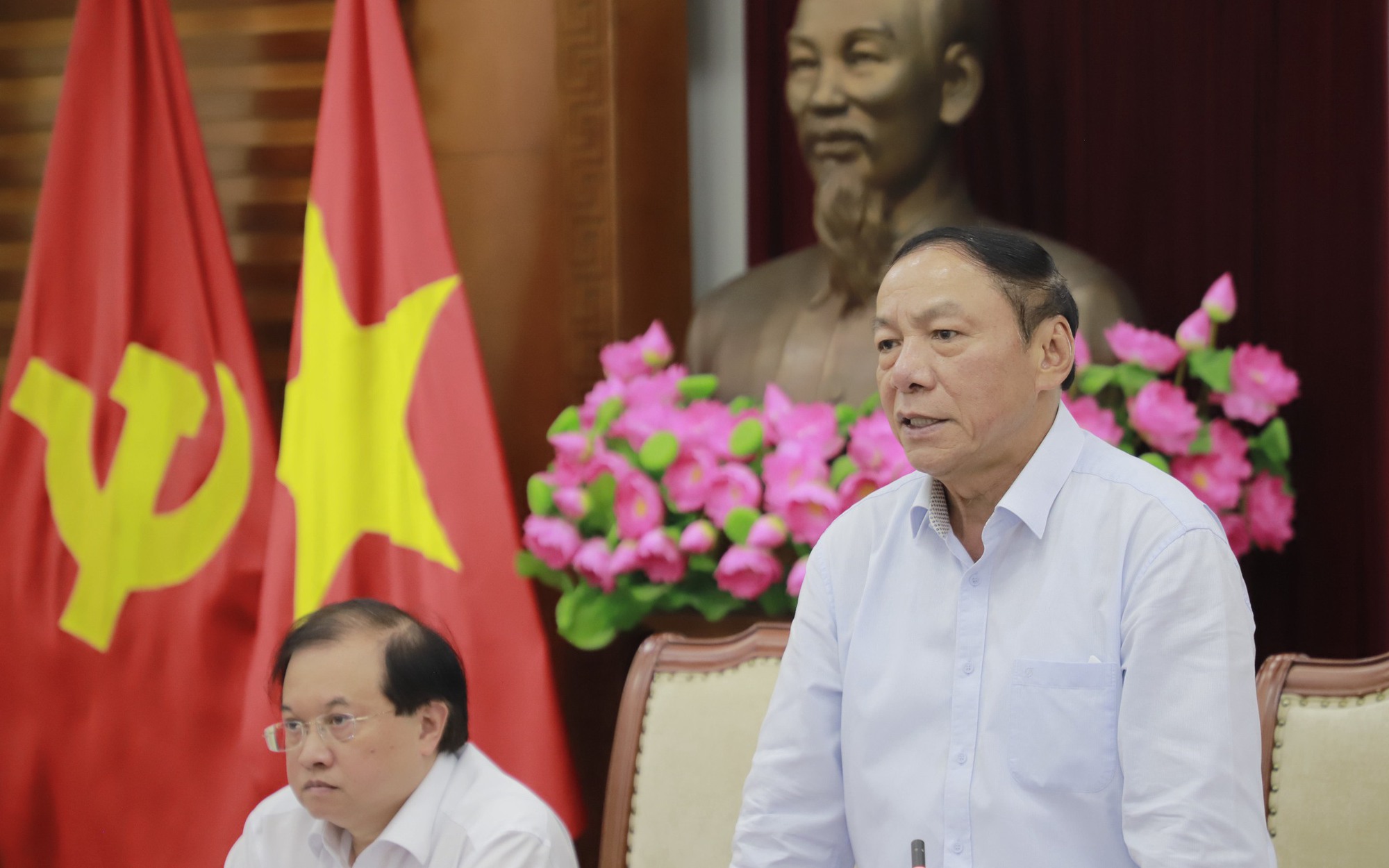 Bộ trưởng Nguyễn Văn Hùng chủ trì cuộc họp Ban Tổ chức Triển lãm thành tựu kinh tế- xã hội nhân kỷ niệm 80 năm Ngày Quốc khánh
