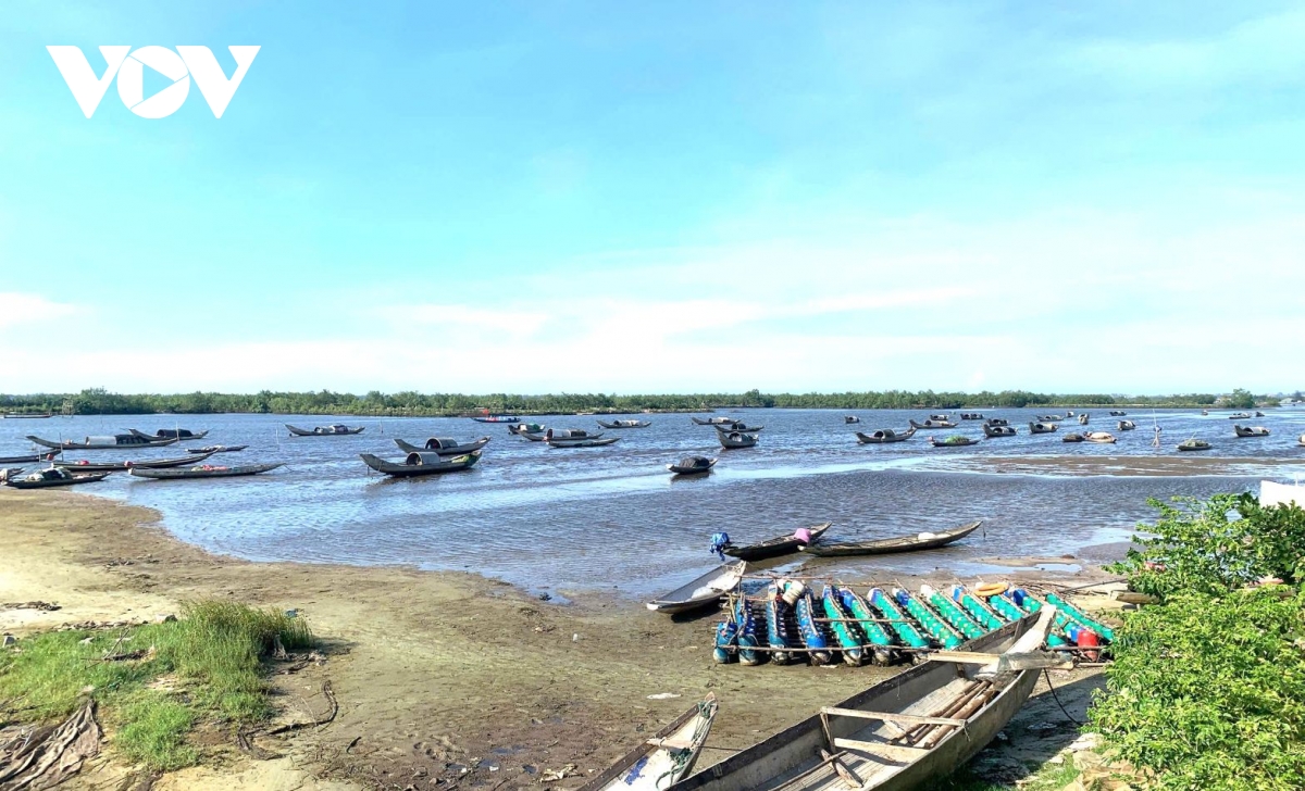 Huế phát triển du lịch cộng đồng giảm nhựa, nâng tầm trải nghiệm - Ảnh 4. Huế phát triển du lịch cộng đồng giảm nhựa, nâng tầm trải nghiệm - Ảnh 4.