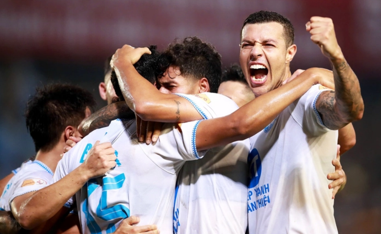 Nam Định bảo vệ thành công chức vô địch V-League - Ảnh 1.